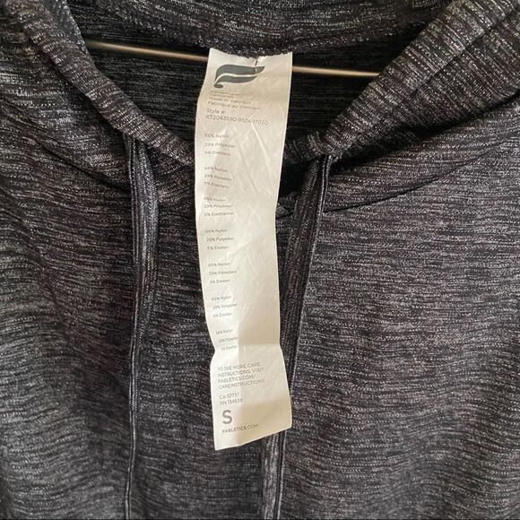 Fabletics Bea Short-Sleeve Hoodie Grey Size Small - Picture 7 of 7